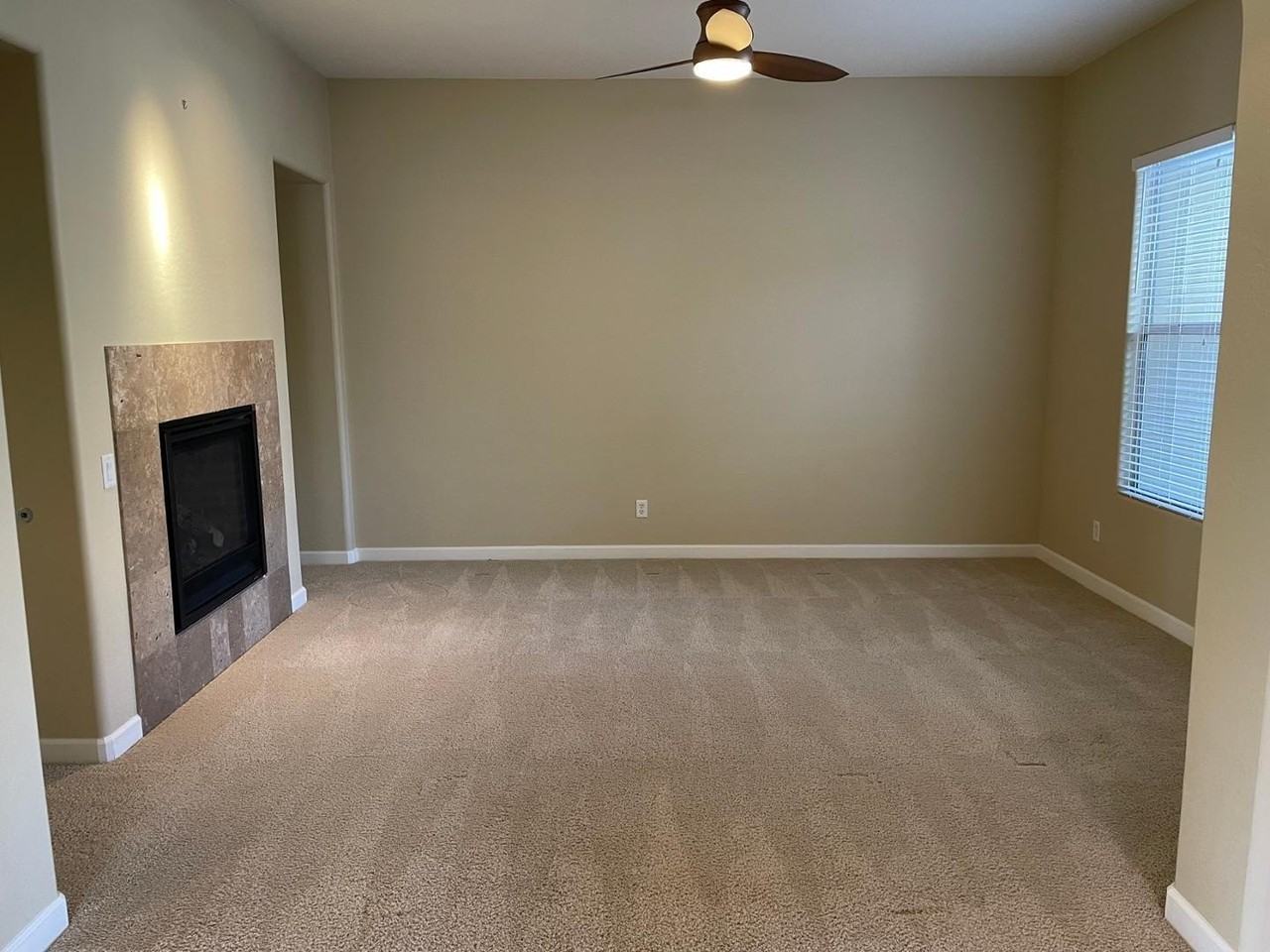 31264 N 133rd Ln - Photo 7 of 50