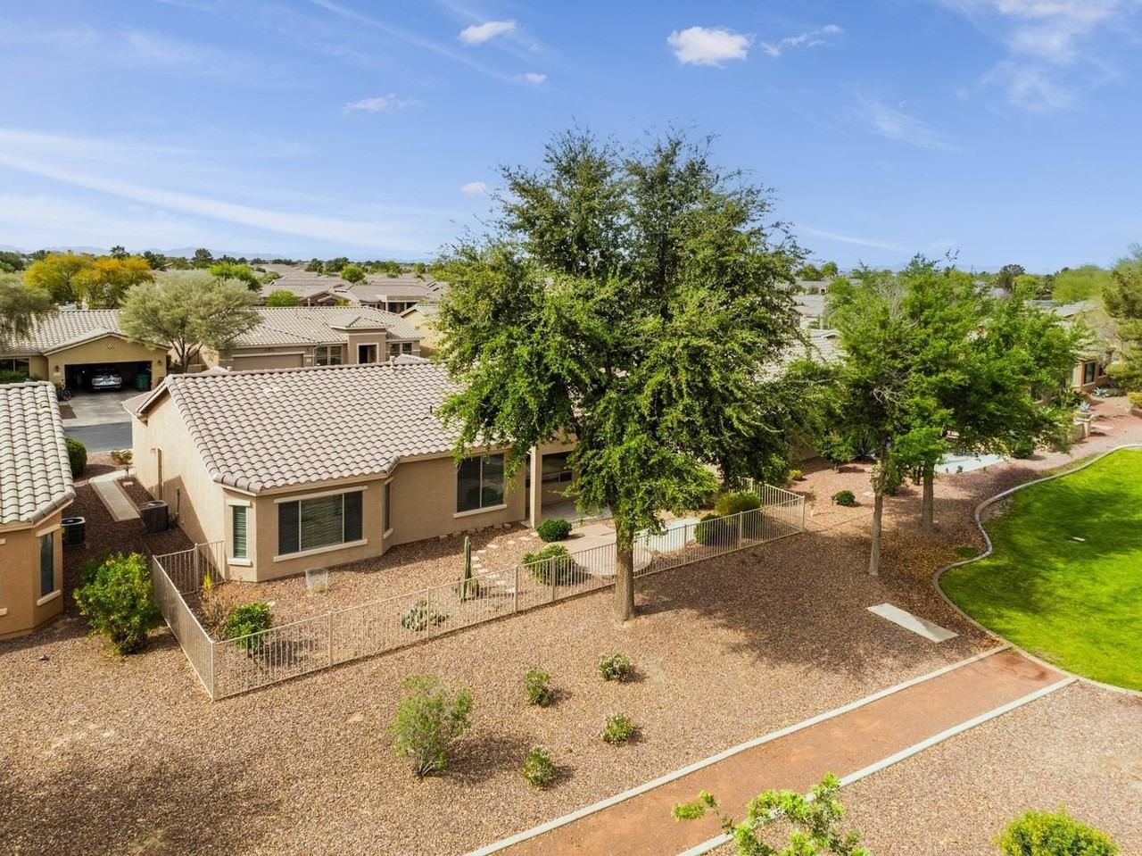 42416 W Heavenly Pl - Photo 2 of 50