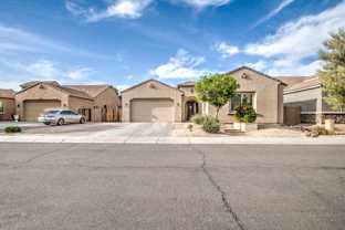 2552 E Redwood Pl - Photo 1 of 1