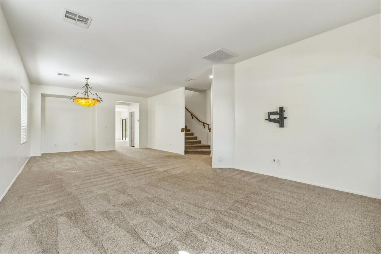 5111 W El Cortez Trl - Photo 3 of 43