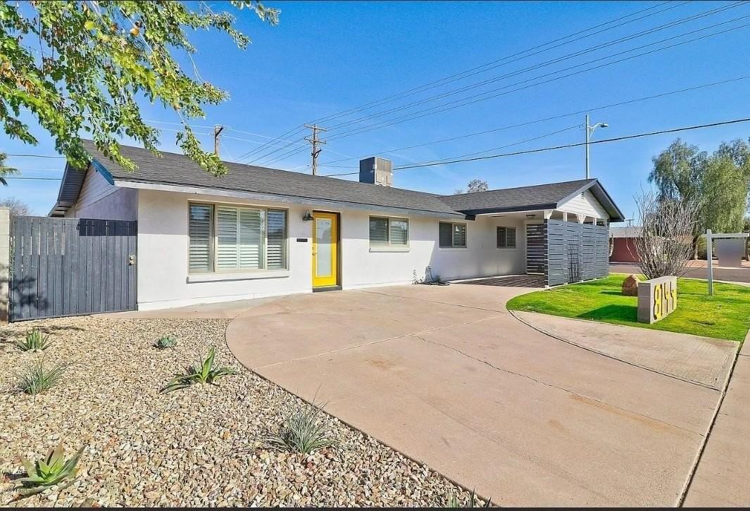 8144 E Fairmount Ave - Photo 2 of 38
