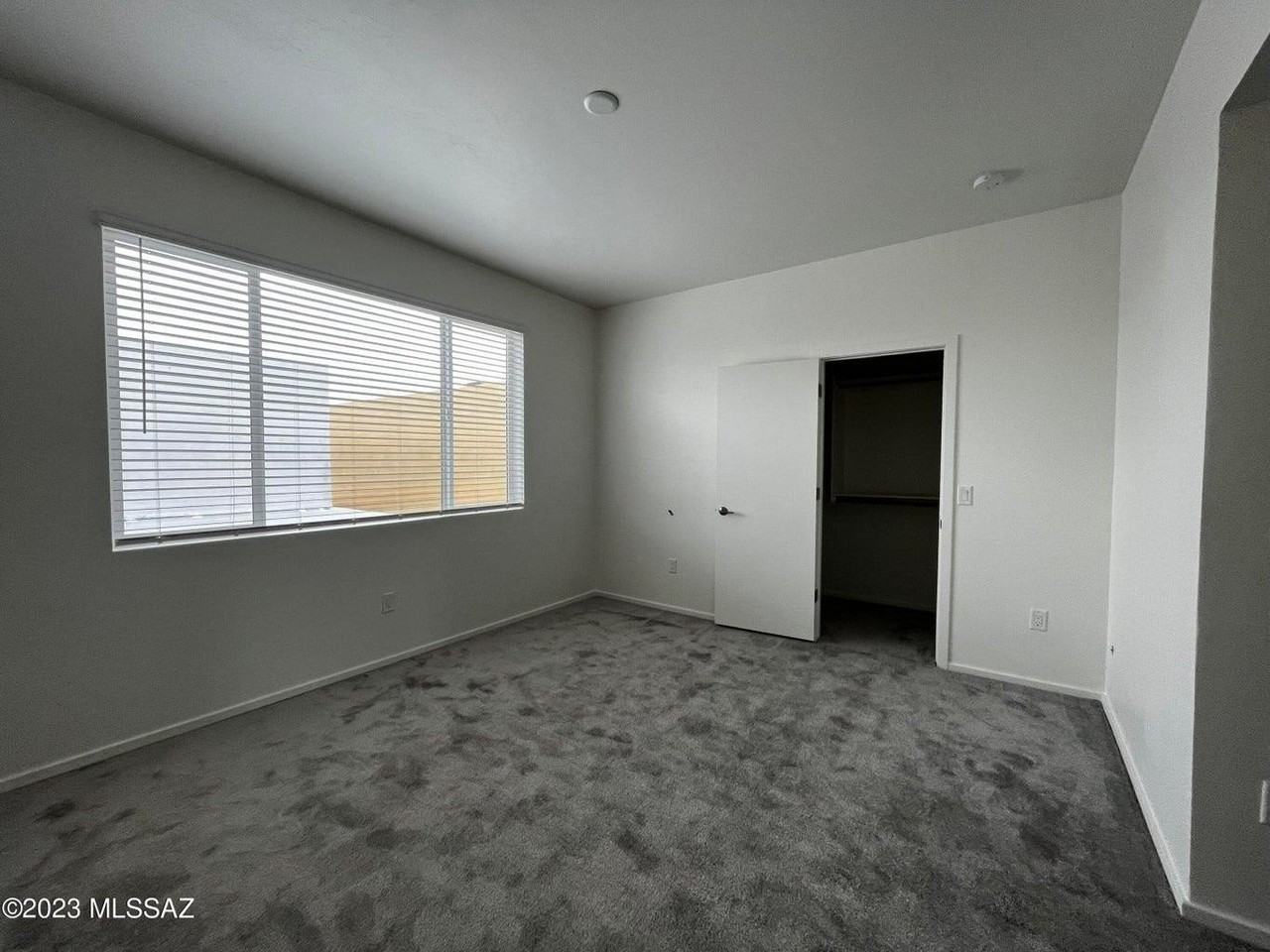 1868 S Poetry Ln - Photo 5 of 13