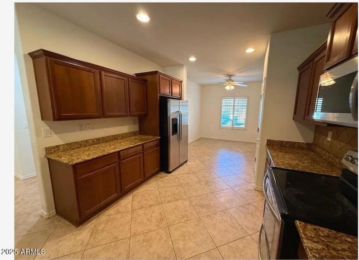 1739 W Big Oak St - Photo 7 of 28