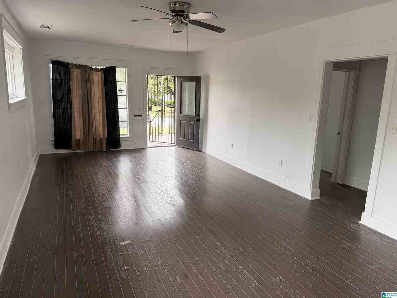 451 2nd St N - Photo 4 of 13