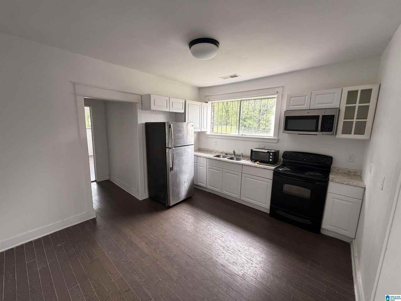 451 2nd St N - Photo 7 of 13