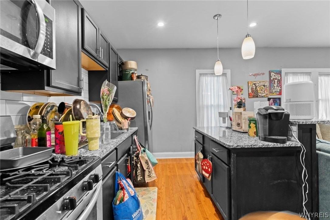 2096 Seneca St - Photo 3 of 9