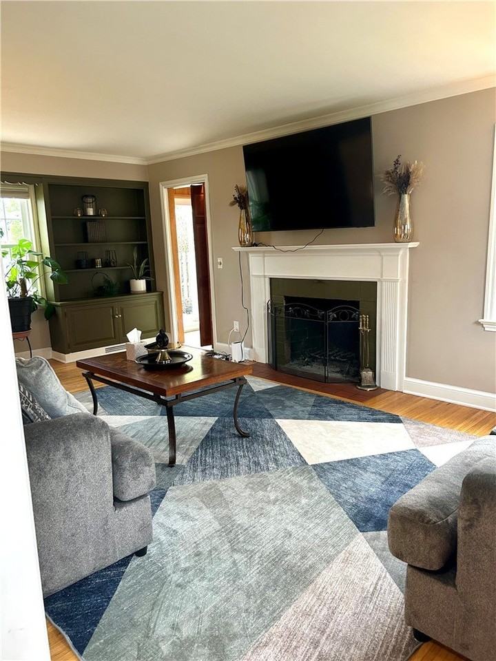 28 Chelmsford Rd - Photo 2 of 23