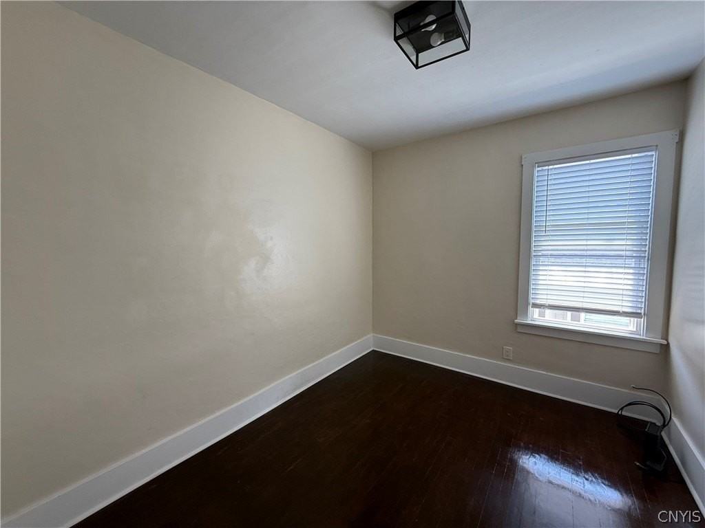 1642 Taylor Ave #1644 - Photo 4 of 9