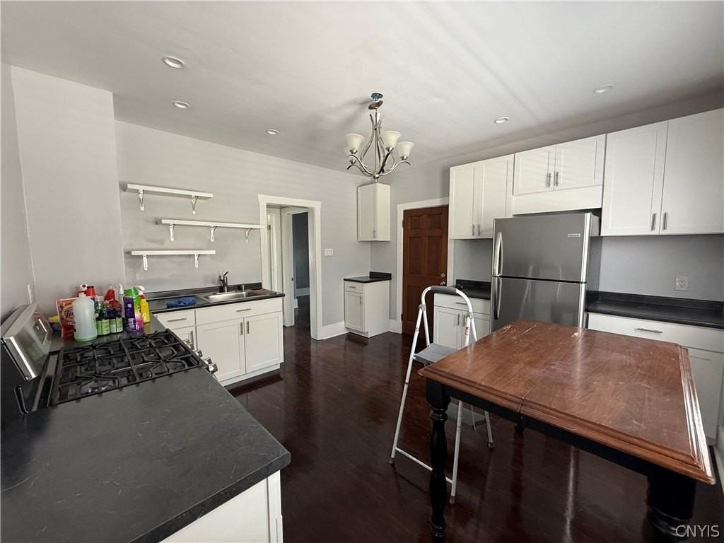 1642 Taylor Ave #1644 - Photo 5 of 9