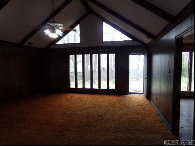 711 Mimi Ln - Photo 3 of 21