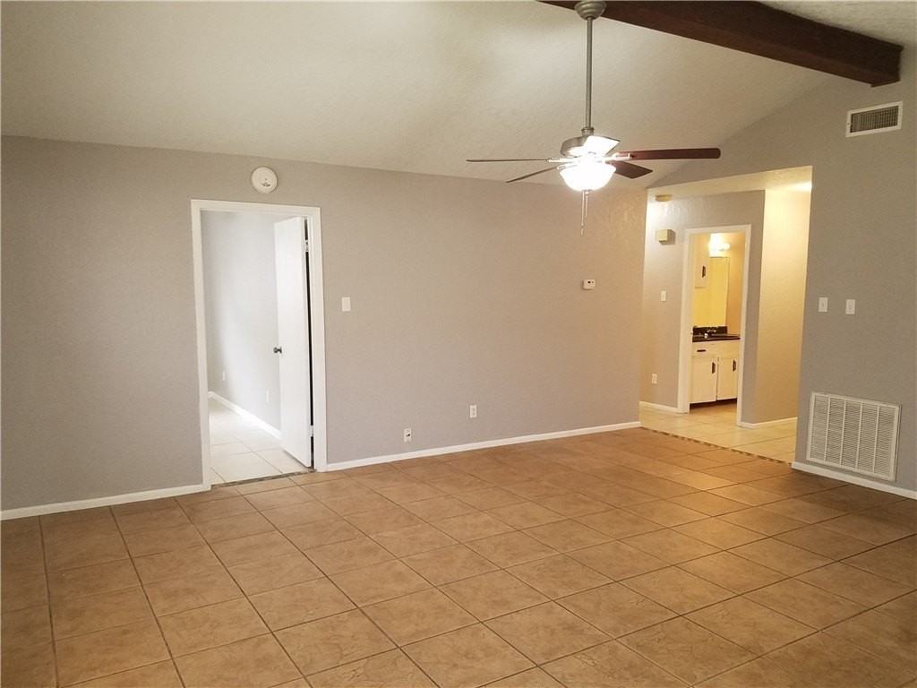 3102 Crestwater Dr - Photo 3 of 11