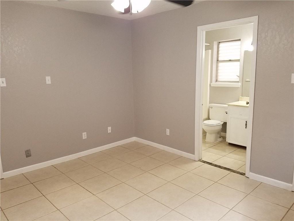 3102 Crestwater Dr - Photo 7 of 11