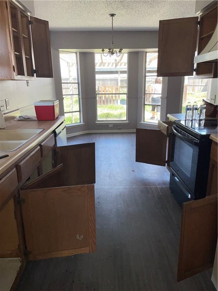 1638 El Monte St - Photo 4 of 12