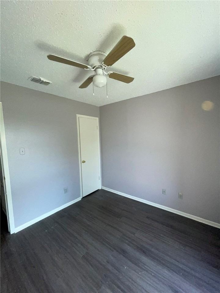 1638 El Monte St - Photo 6 of 12