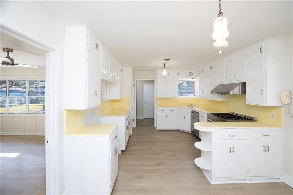 361 Williamson Pl - Photo 7 of 15