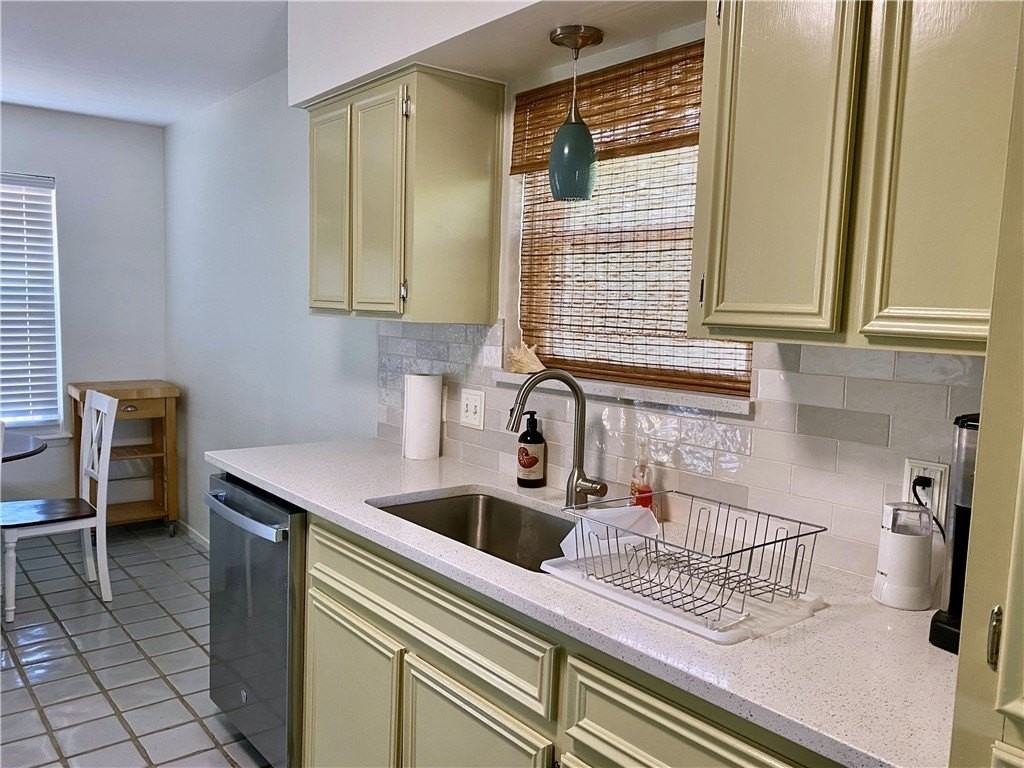 13933 Man O War Ct - Photo 2 of 27