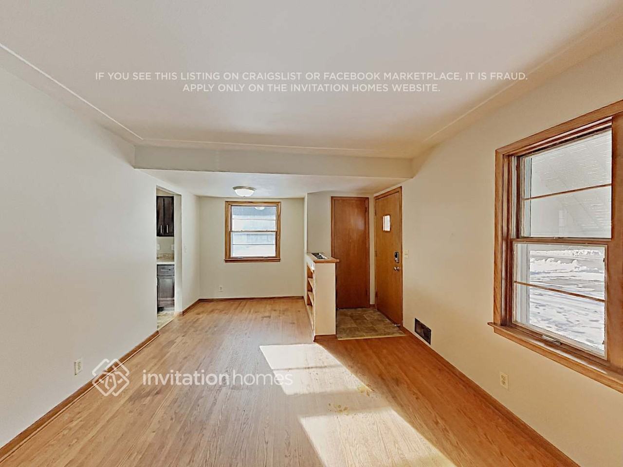8221 Bloomington Ave - Photo 7 of 21