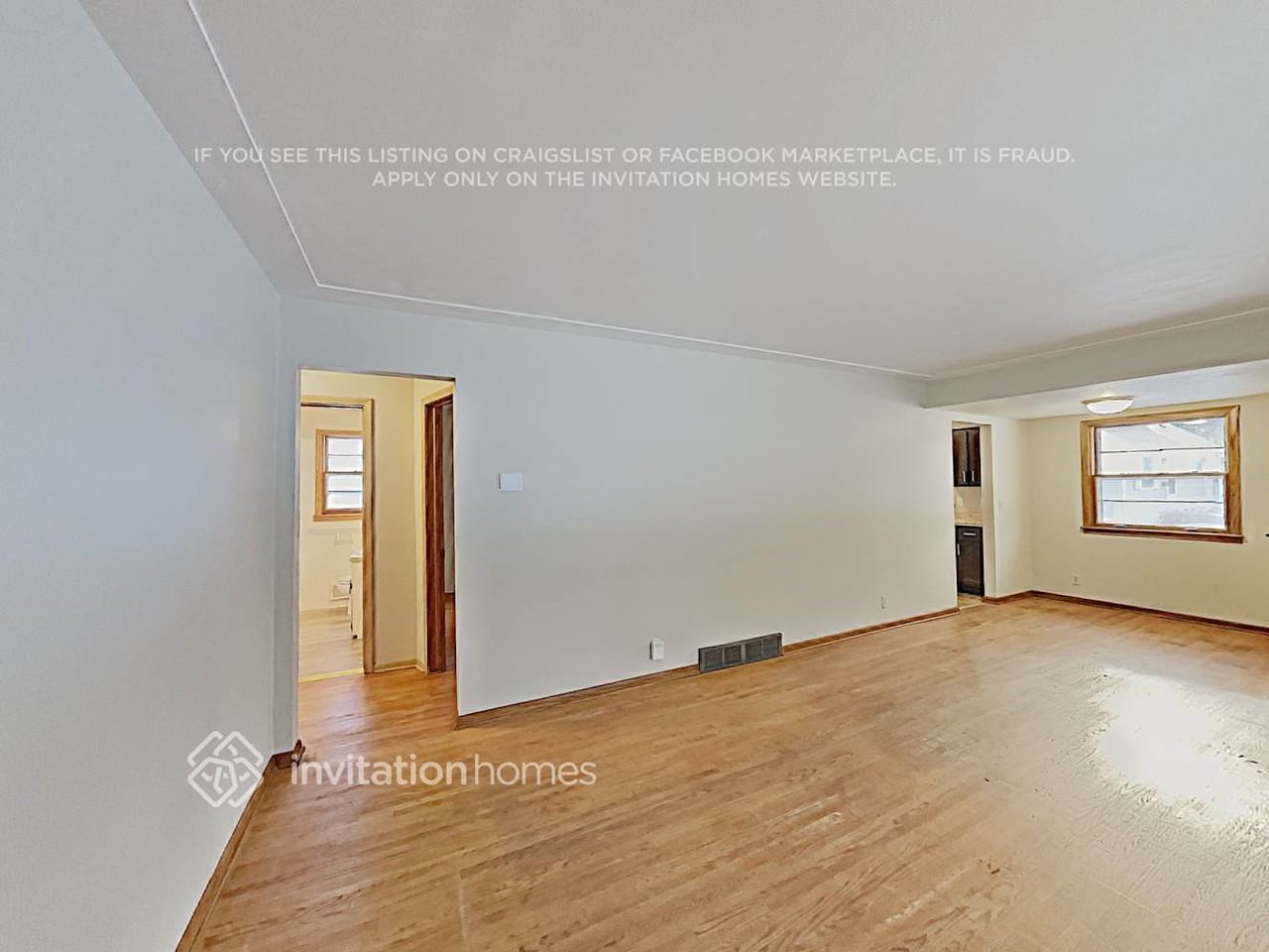 8221 Bloomington Ave - Photo 6 of 19
