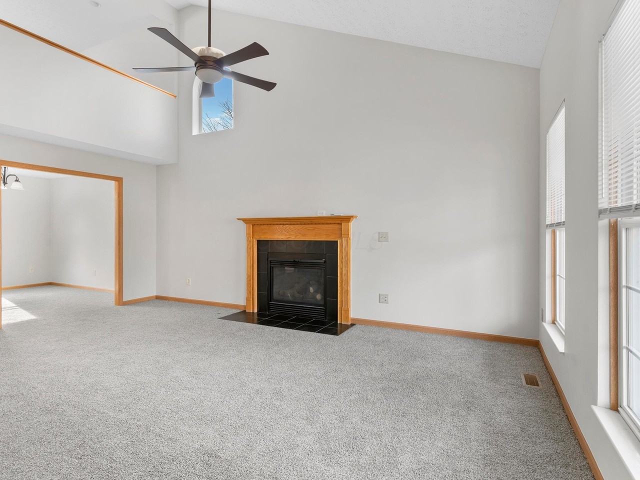 7741 Sherridon Dr - Photo 4 of 39