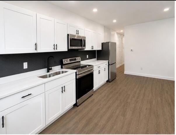 411 Saint Clair Ave #409