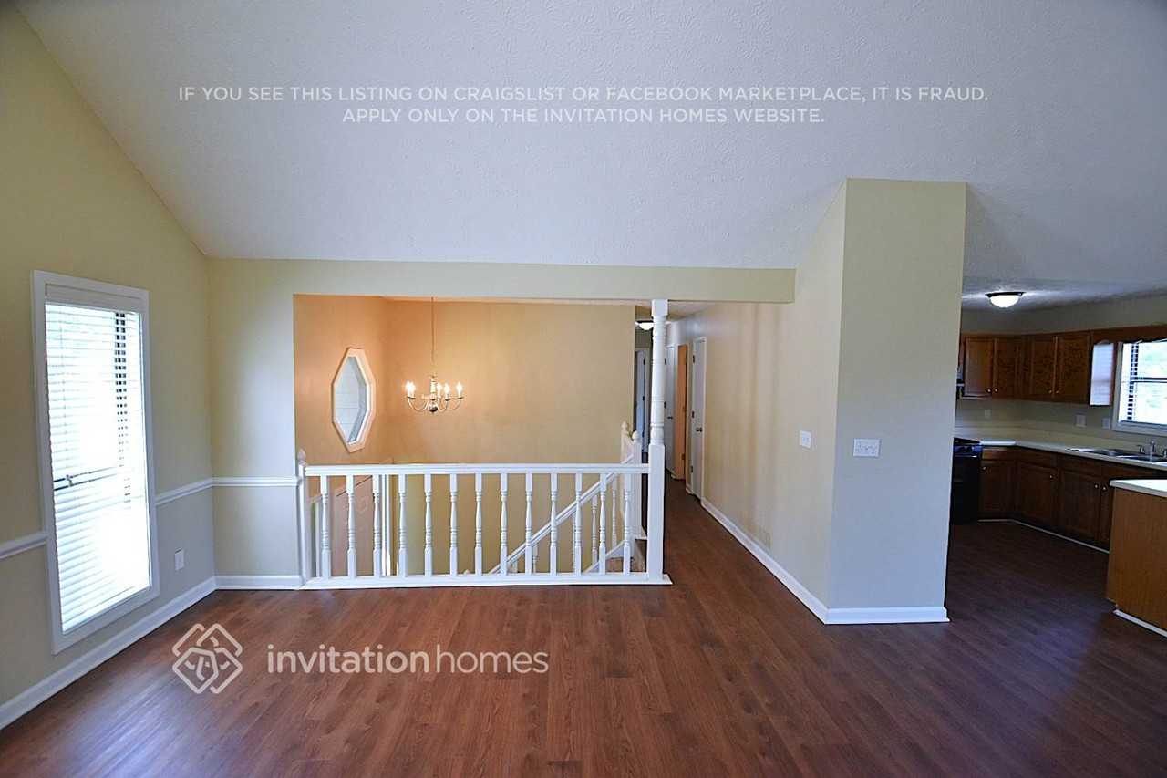 1784 Blanche Dr - Photo 2 of 15