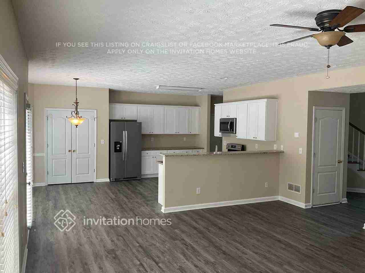 655 Willowwind Dr - Photo 3 of 13