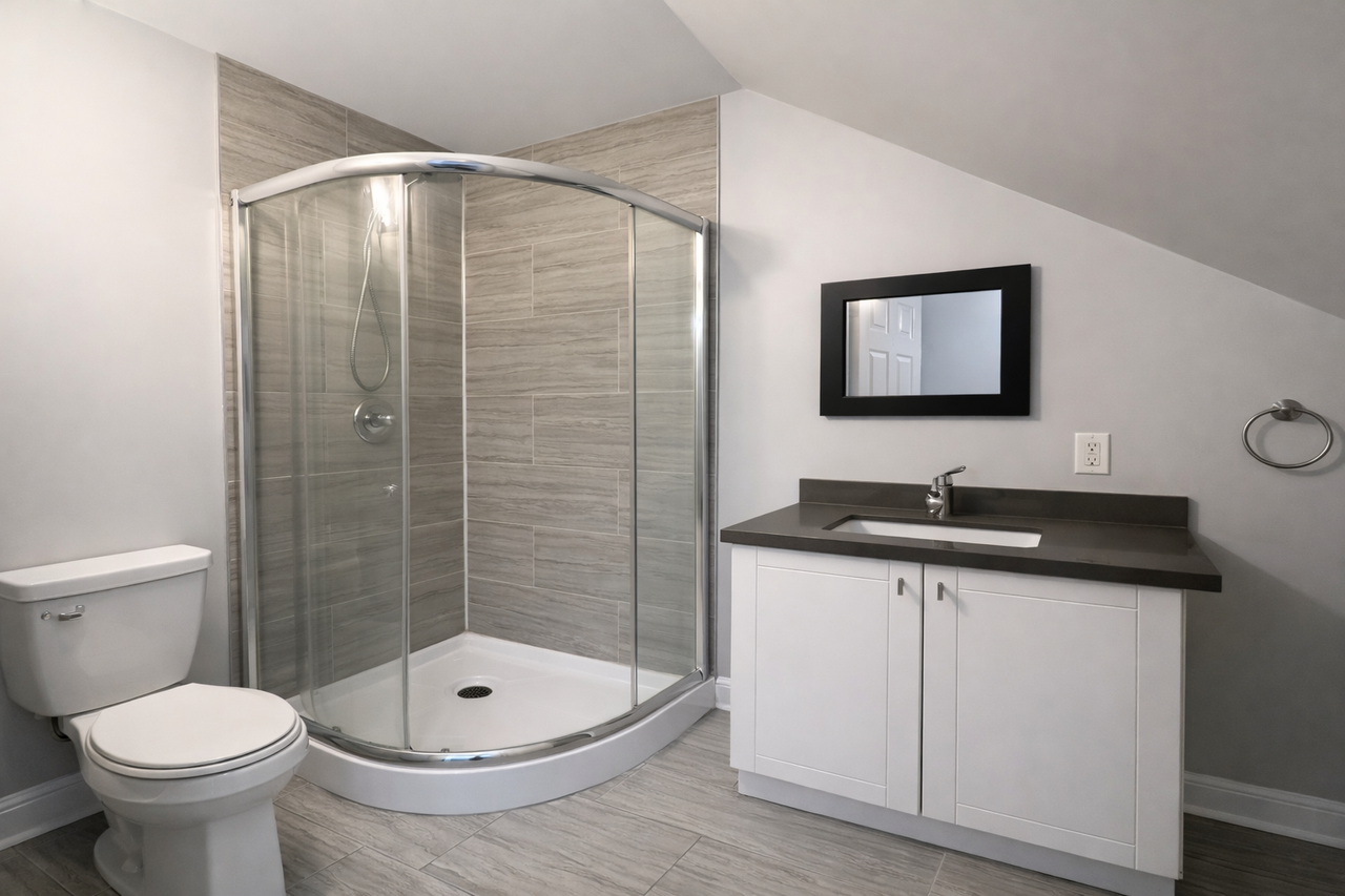 233 12-233-239 St Paul Street #12 - Photo 4 of 6