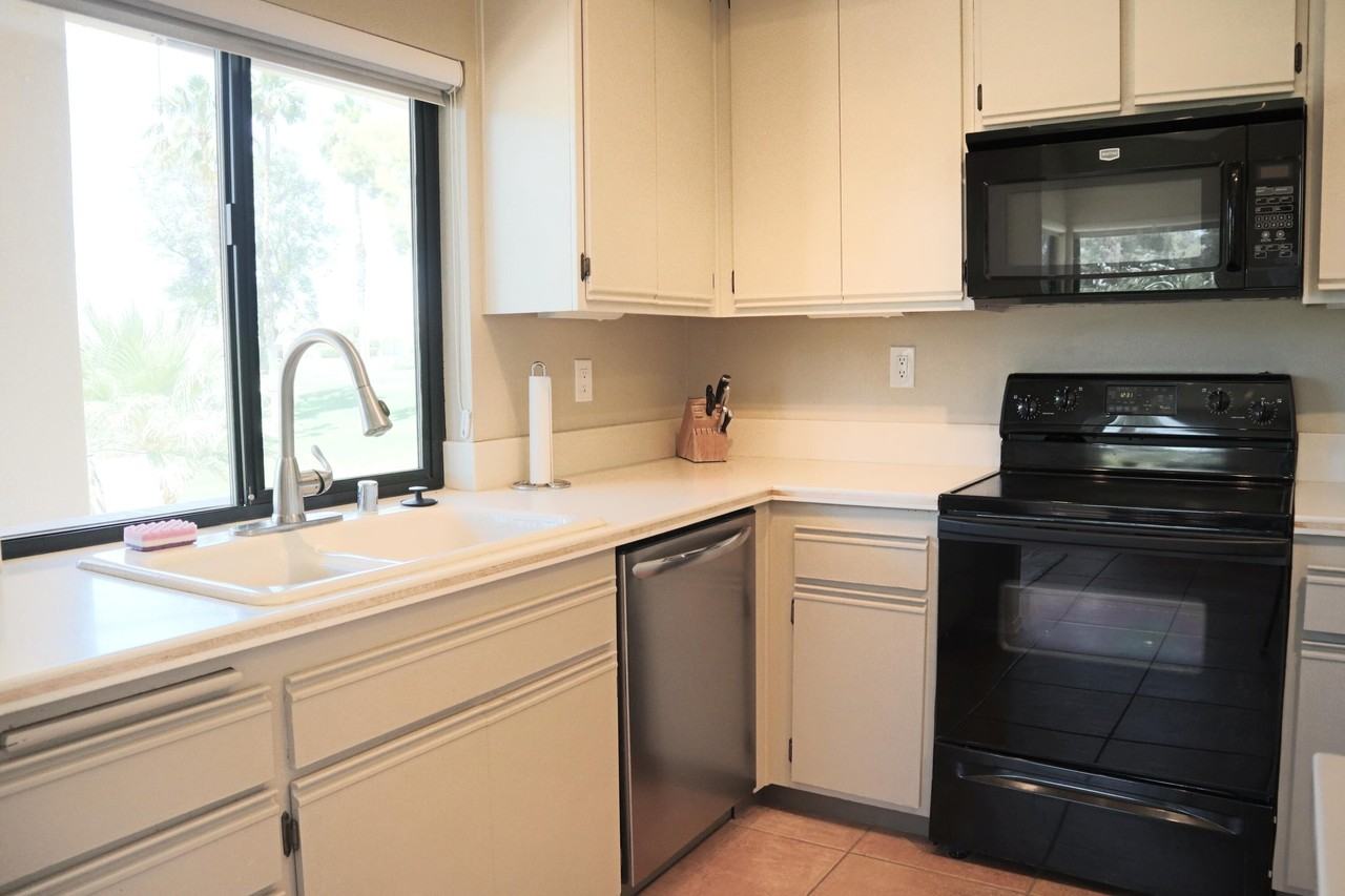 29017 W Natoma Dr - Photo 7 of 21