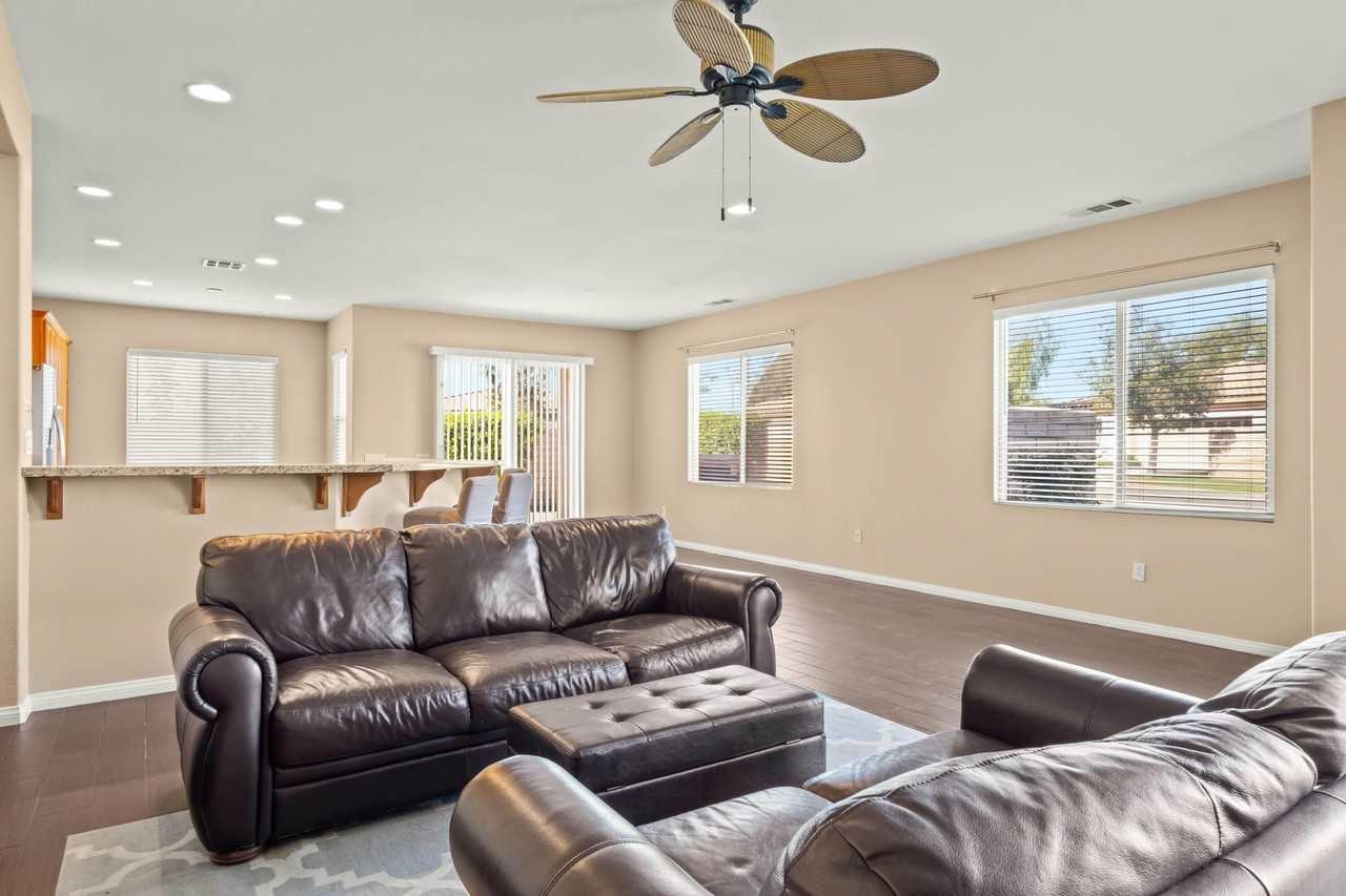82013 Cochran Dr - Photo 5 of 27