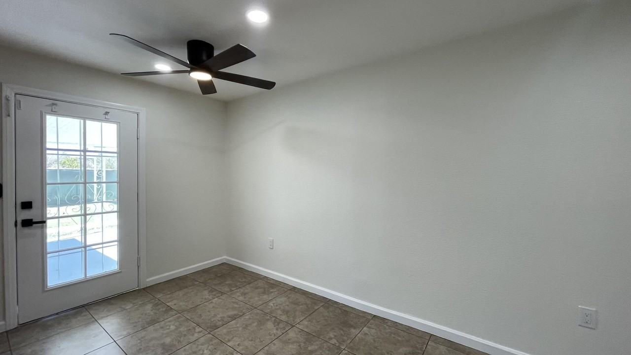 81683 De Plata Ave - Photo 4 of 20
