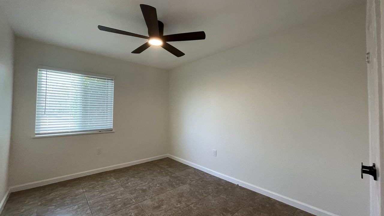 81683 De Plata Ave - Photo 6 of 20
