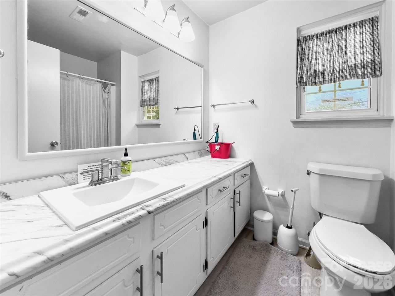 10700 Blue Heron Dr - Photo 4 of 11