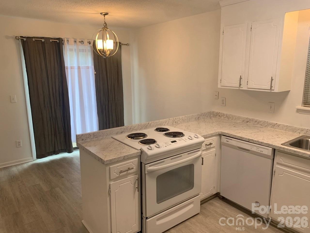 10700 Blue Heron Dr - Photo 6 of 11