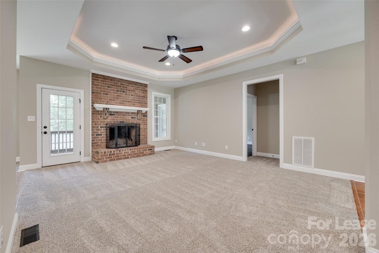 646 Harper Davis Rd - Photo 6 of 33