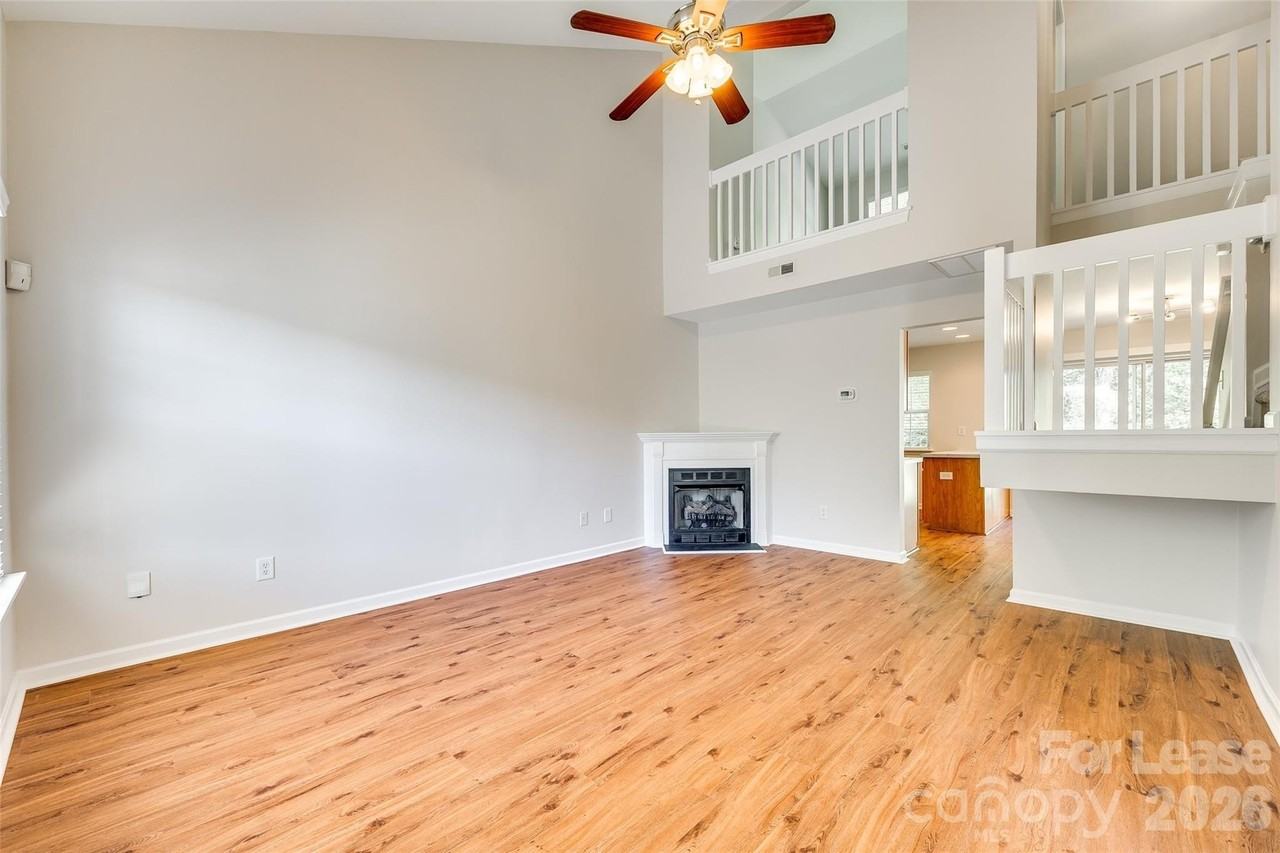 14139 Tranters Creek Ln - Photo 3 of 39