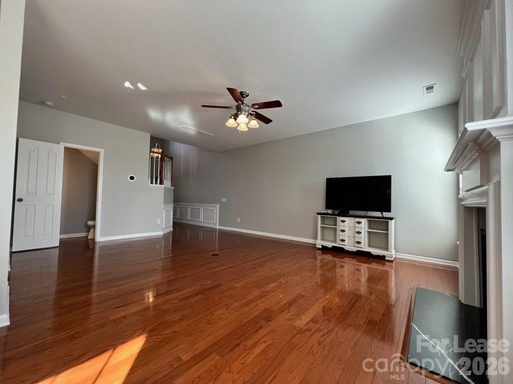 8940 Kirkley View Ct - Photo 4 of 11