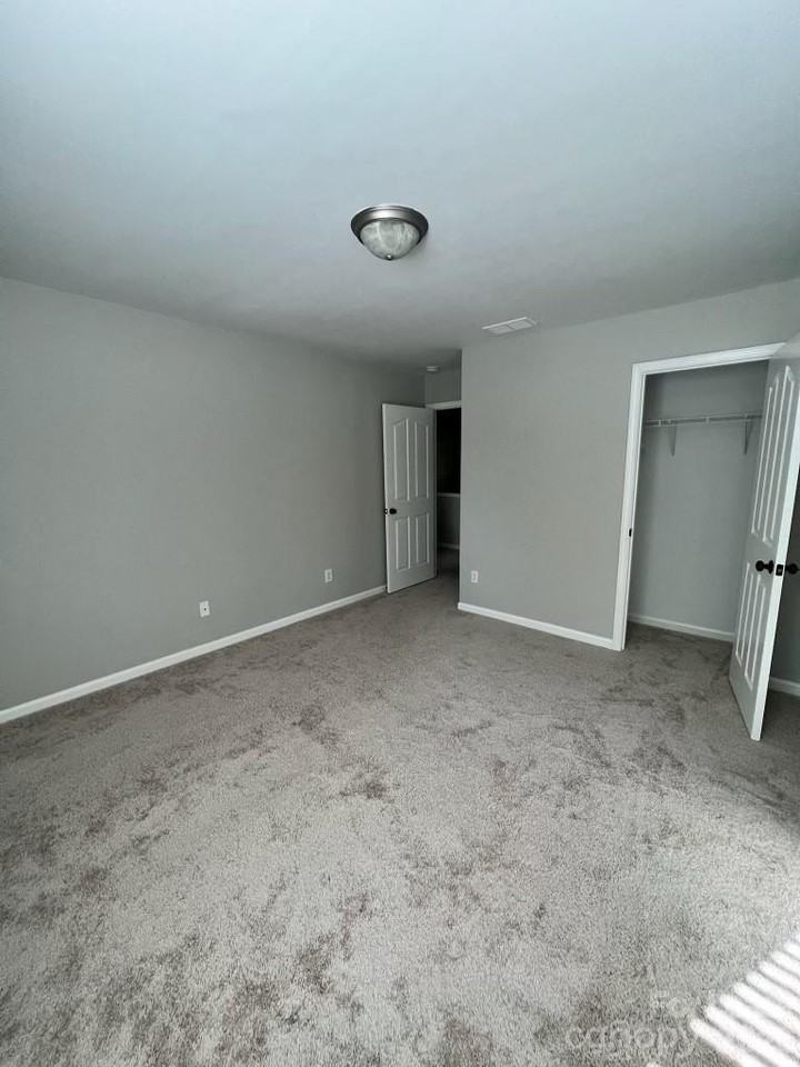 8940 Kirkley View Ct - Photo 6 of 11