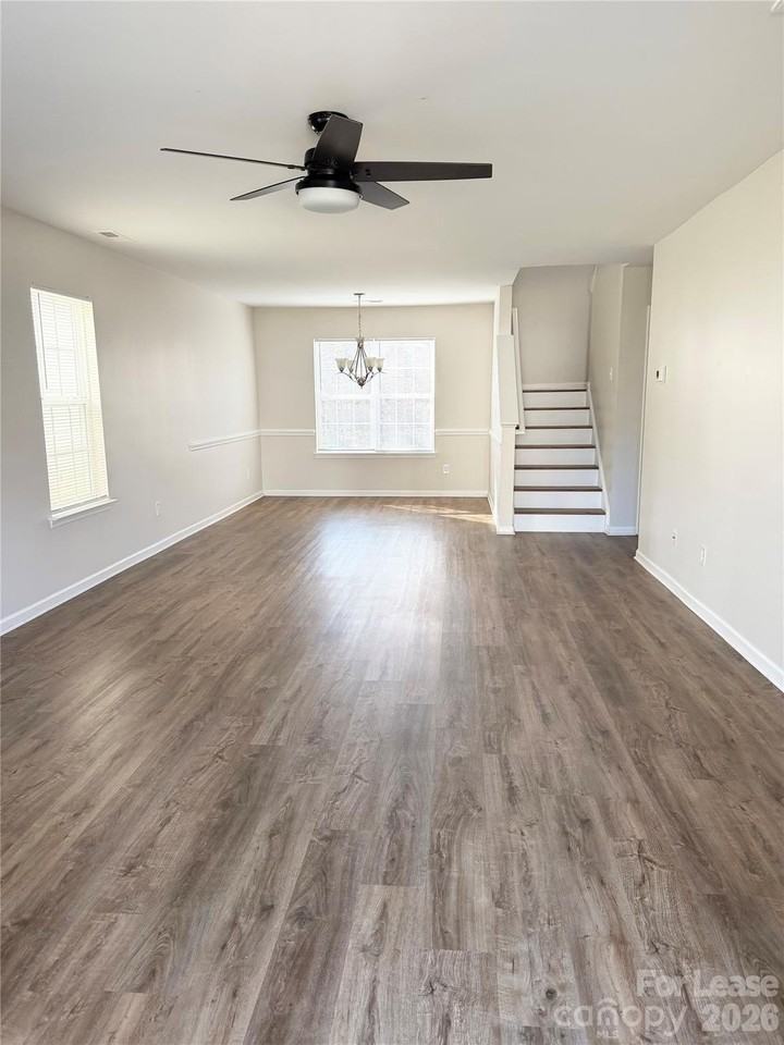 3128 Reid Brook Ln - Photo 2 of 10