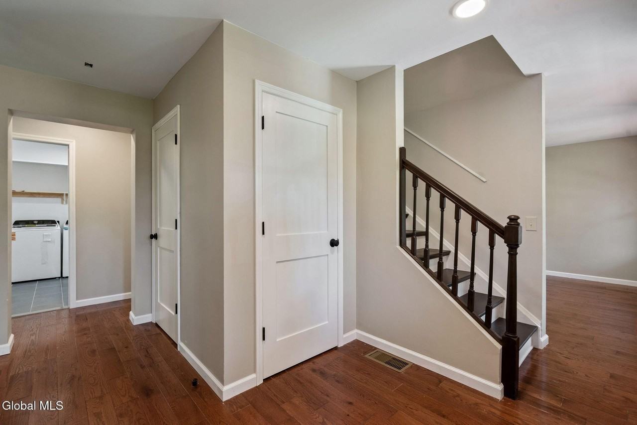 30 Dick Lynch Rd - Photo 3 of 50
