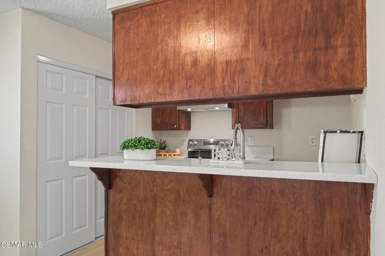 1670 Calle Diamonte - Photo 7 of 36