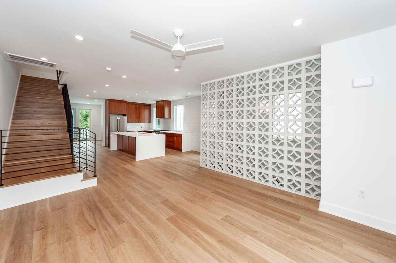 41 Amherst St - Photo 7 of 32