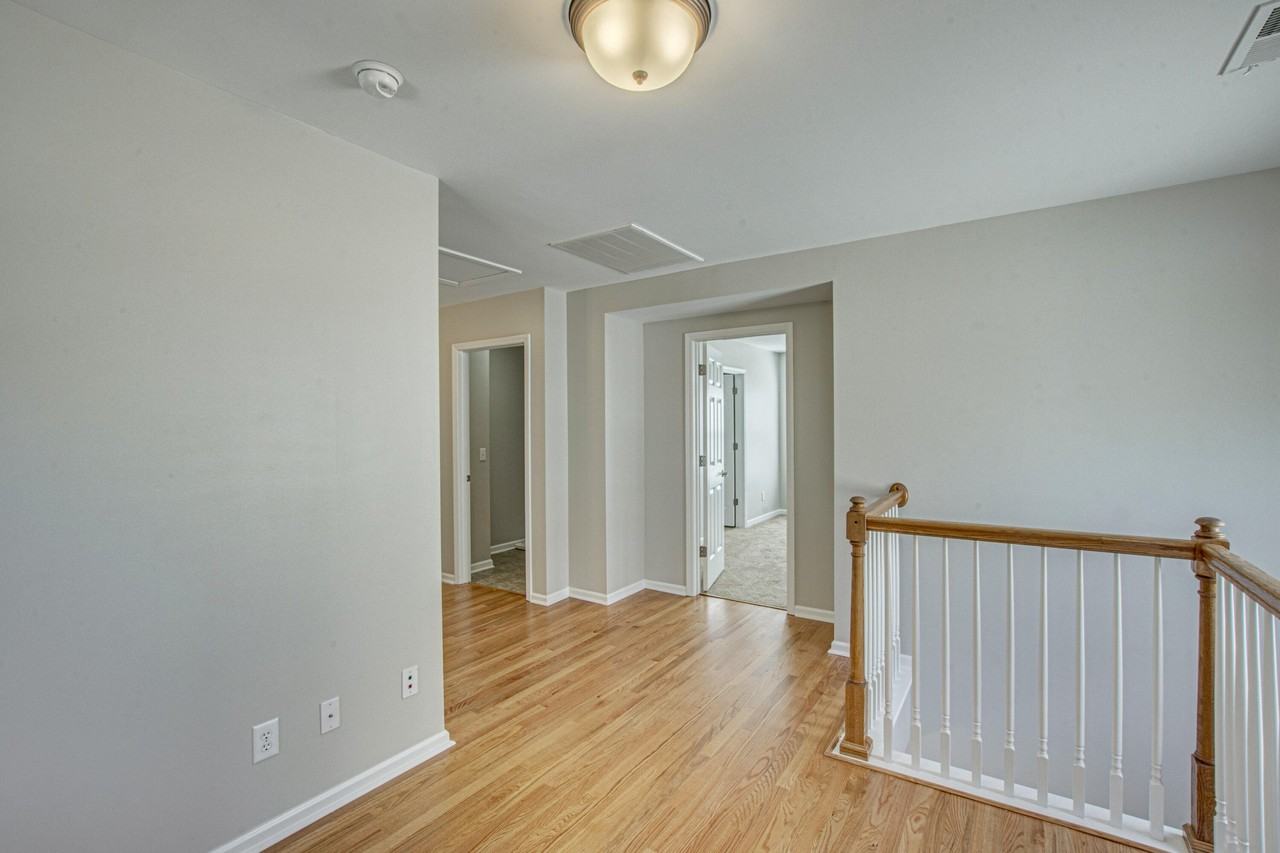 233 Woodbrook Way - Photo 3 of 12