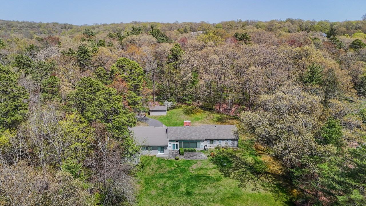 23 Vine Hill Rd - Photo 5 of 38