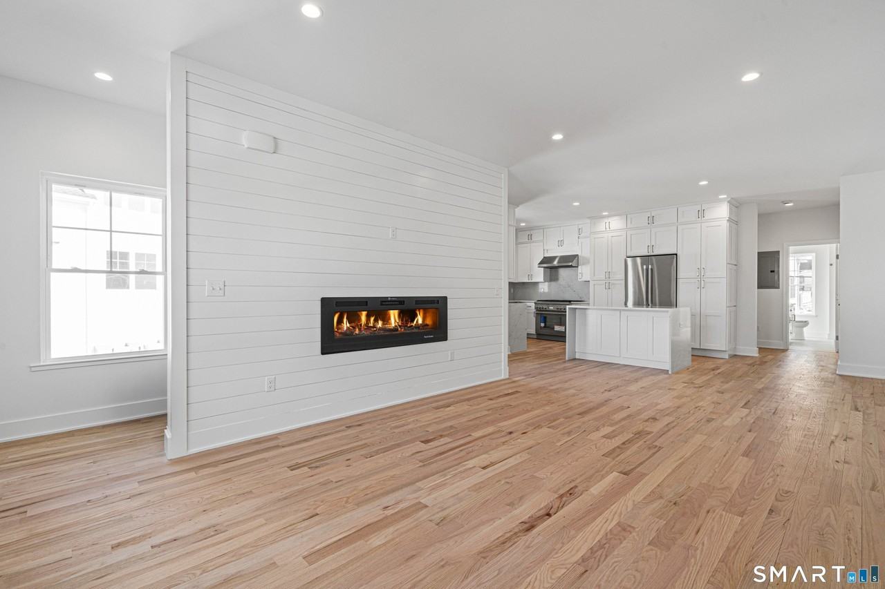 25 Village Rd #B - Photo 2 of 17