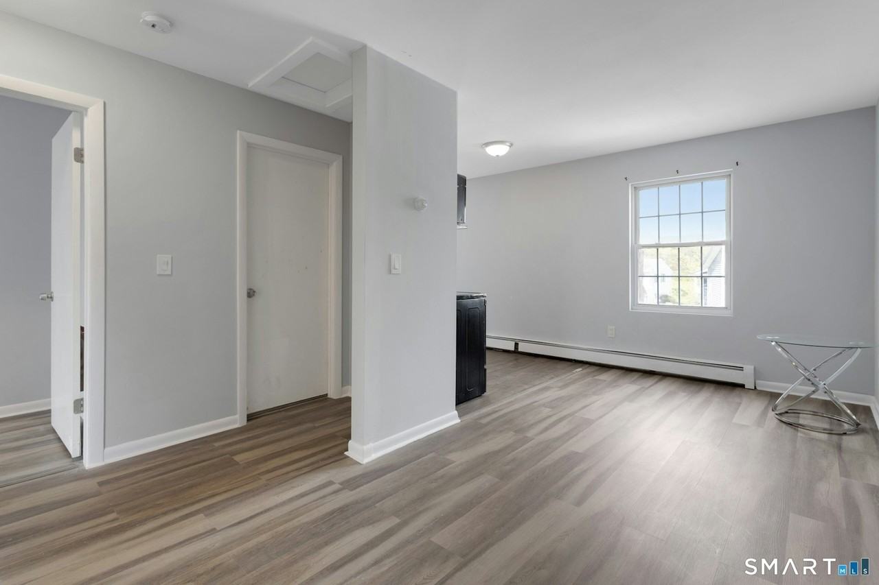 614 Earl Ave - Photo 5 of 8