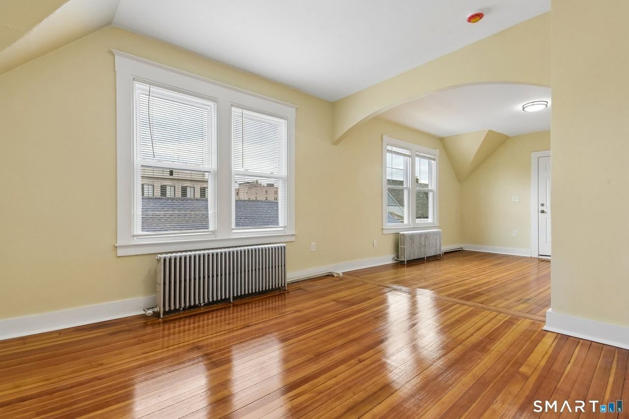 39 Grand St #3 - Photo 5 of 21