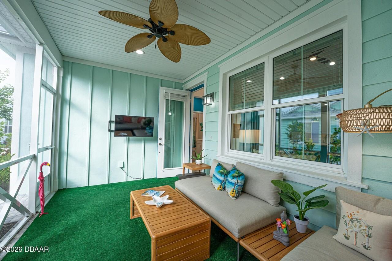 375 Latitude Dr - Photo 4 of 50