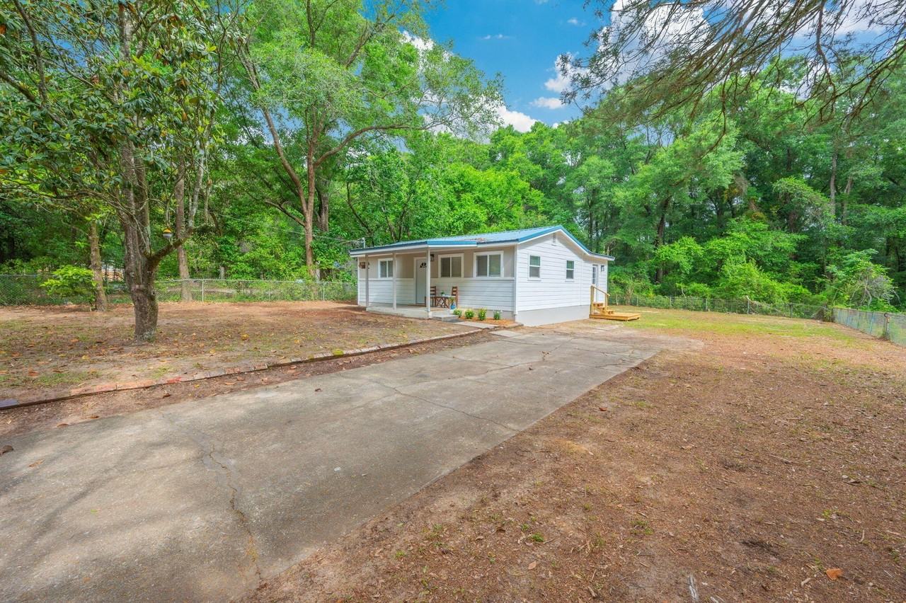 812 E Edney Ave - Photo 4 of 28