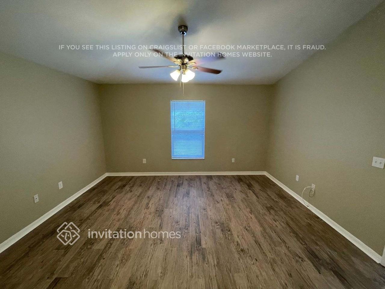 908 Biscayne Dr - Photo 2 of 13