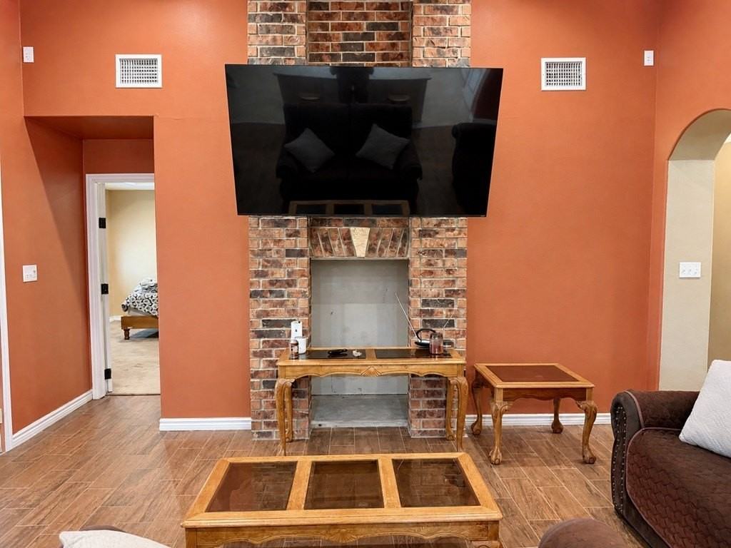 3548 Sauz Dr - Photo 3 of 13
